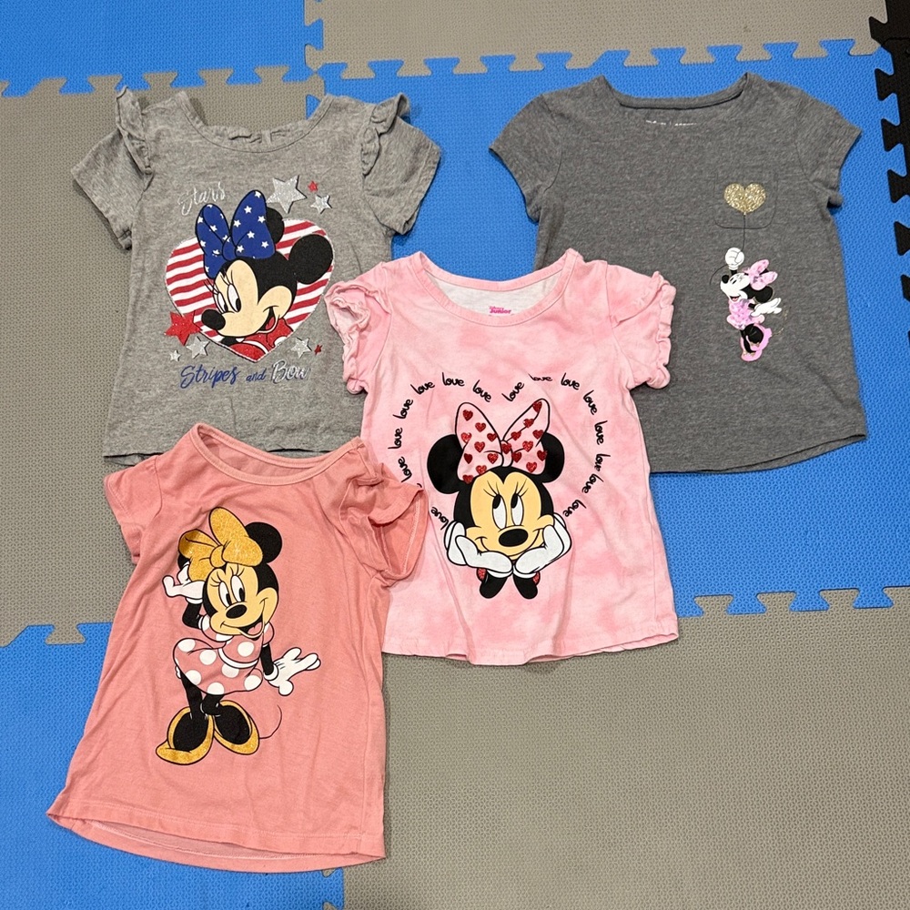 Disney Minnie Mouse Kids Tees- glitter size 6